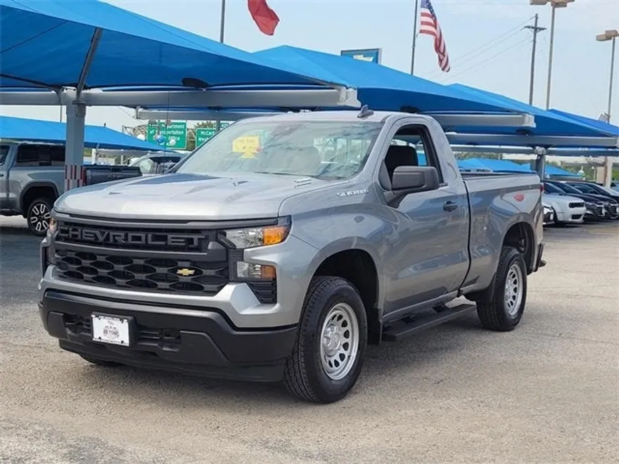 2025 Chevrolet Silverado 1500 photo 1