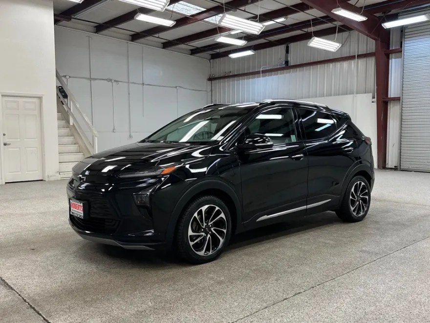 2023 Chevrolet Bolt EUV Premier photo 1
