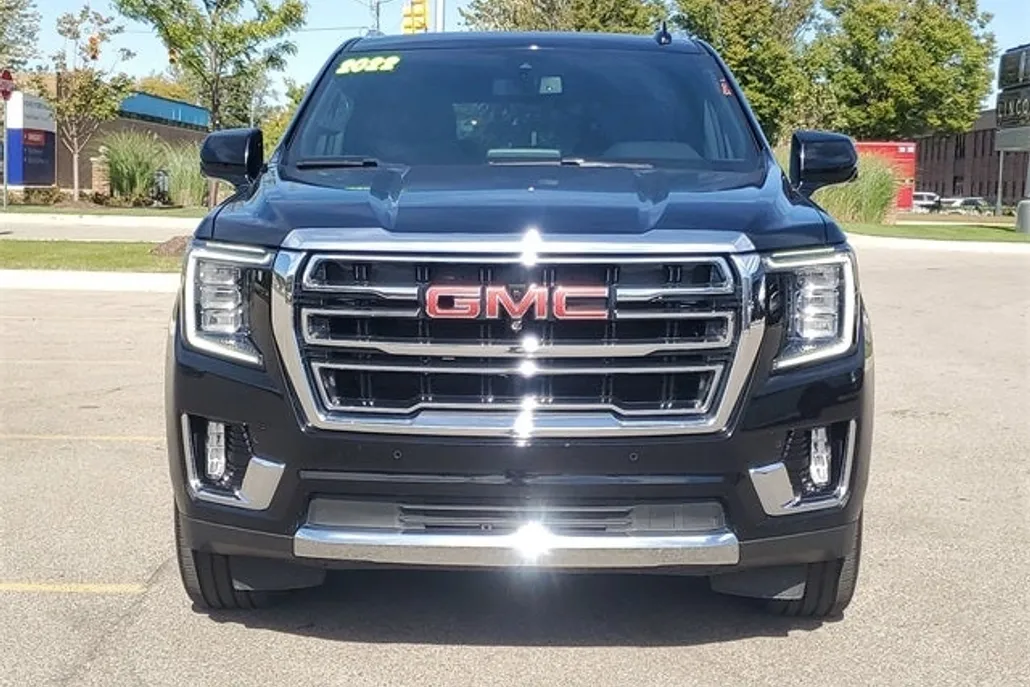 2022 Gmc Yukon XL SLT photo 1