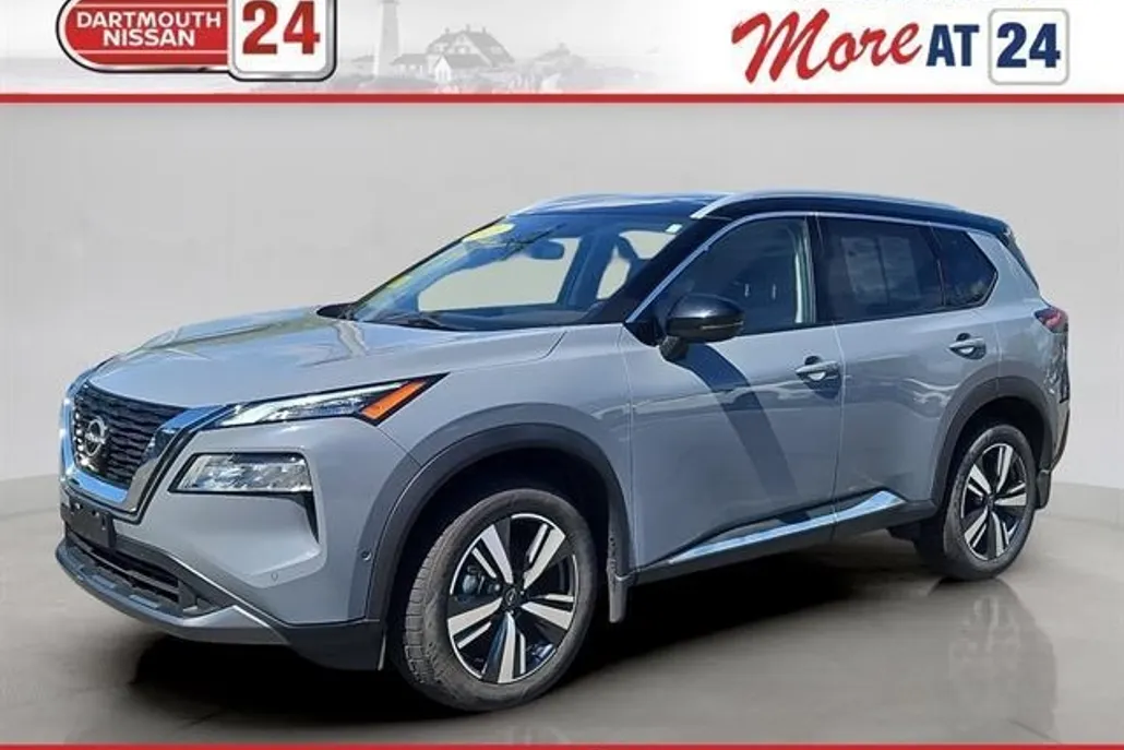 2023 Nissan Rogue SL photo 1