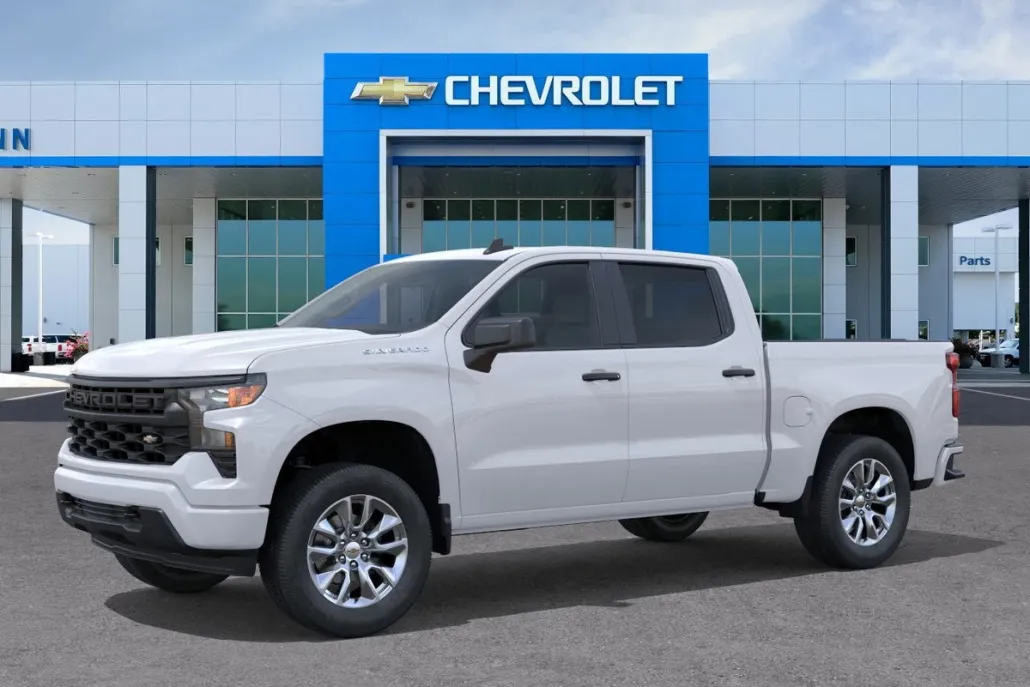 2026 Chevrolet Silverado 1500 Custom photo 1