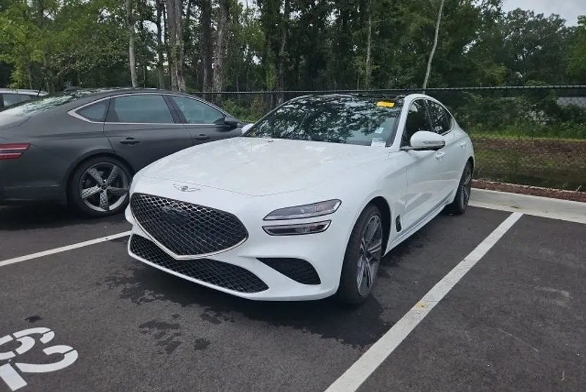 2025 Genesis G70 3.3T Sport Advanced photo 1