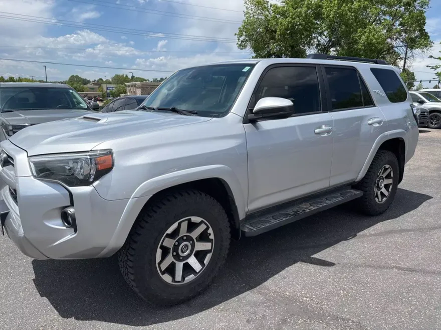 2020 Toyota 4Runner Base photo 1