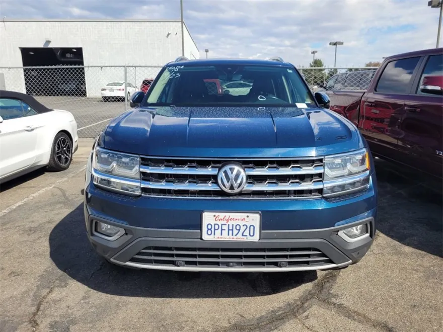 2019 Volkswagen Atlas SEL Premium photo 1