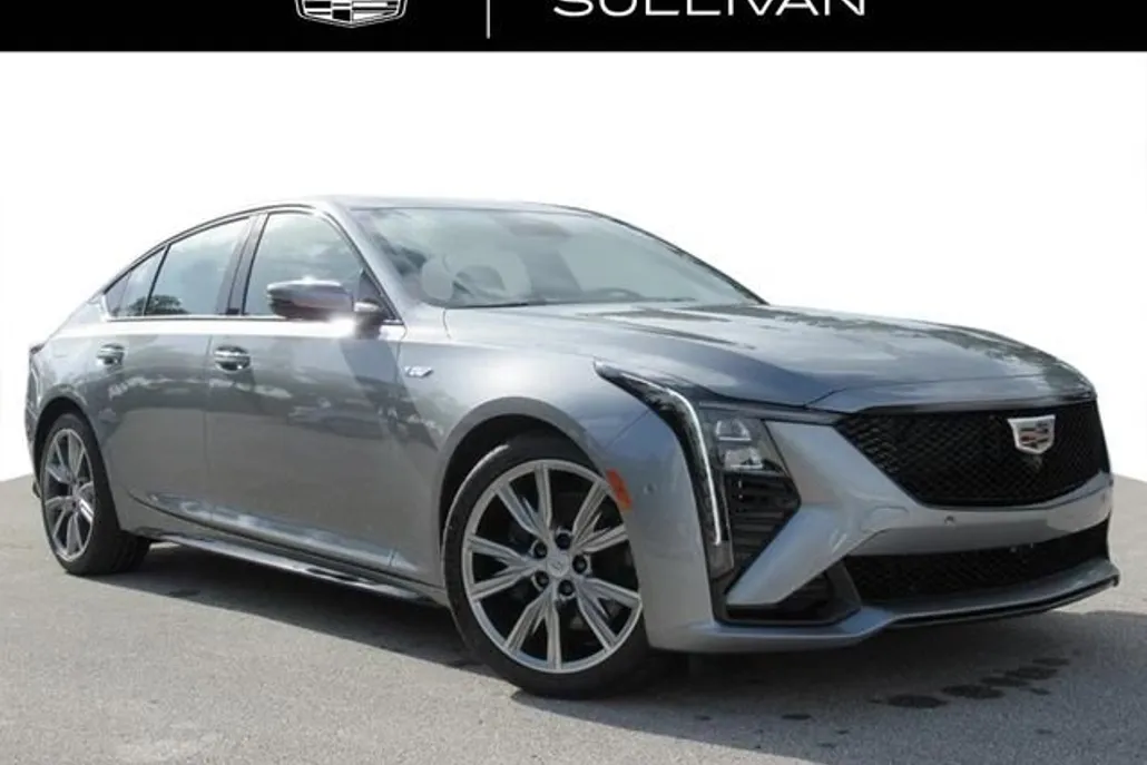 2026 Cadillac CT5 V photo 1