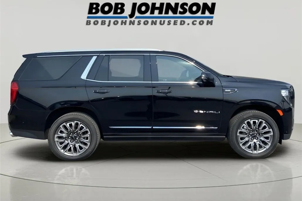 2023 Gmc Yukon Denali Ultimate photo 1