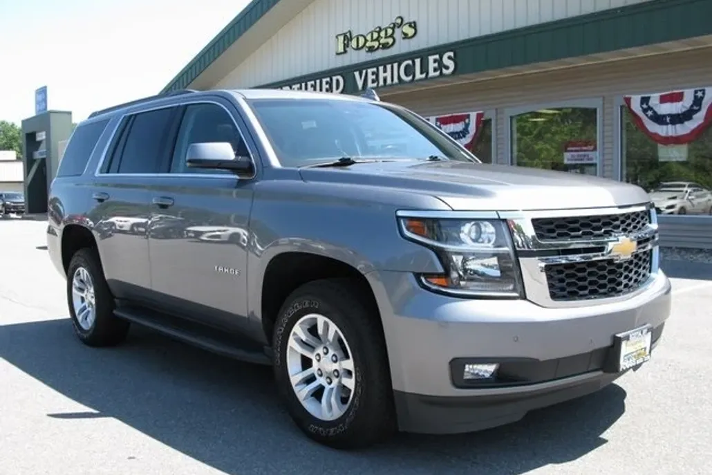 2019 Chevrolet Tahoe LT photo 1