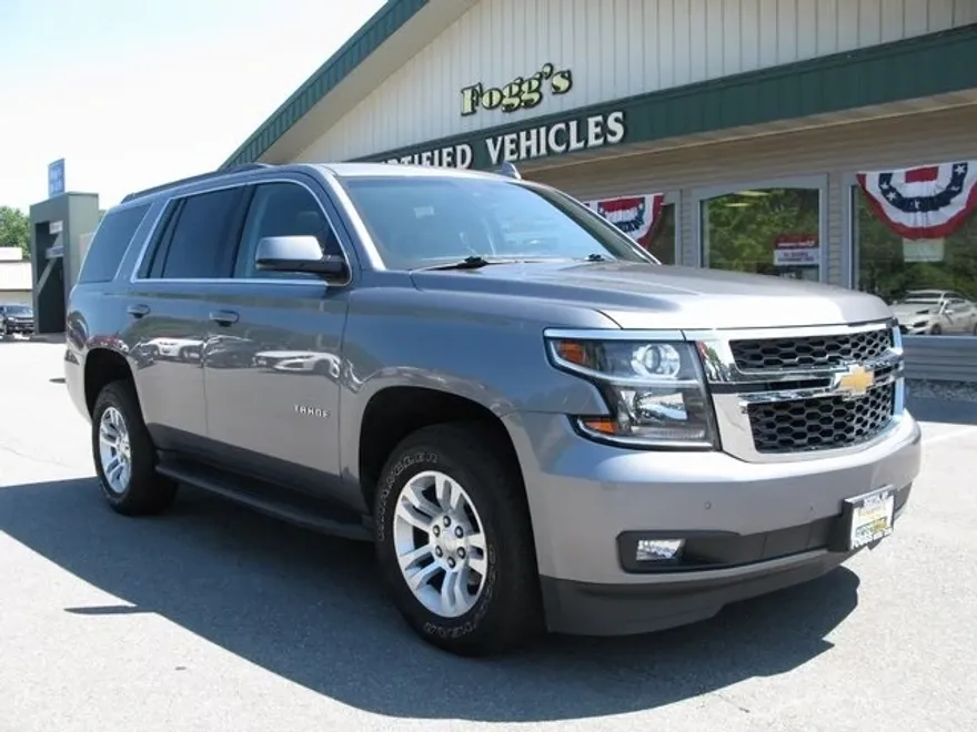 2019 Chevrolet Tahoe LT photo 1