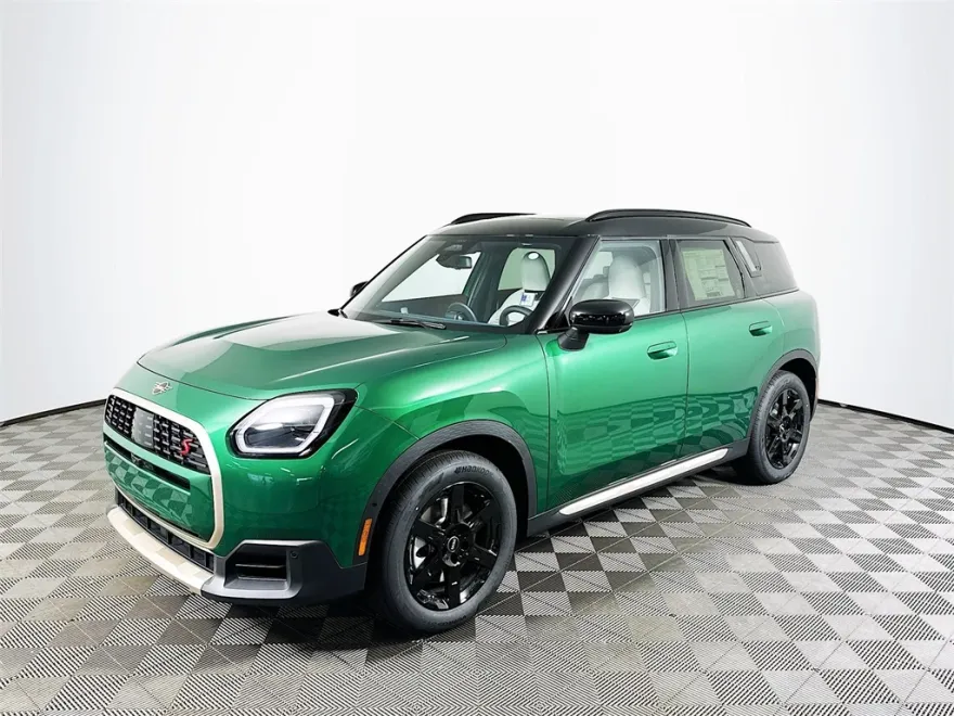 2026 Mini Countryman S ALL4 photo 1
