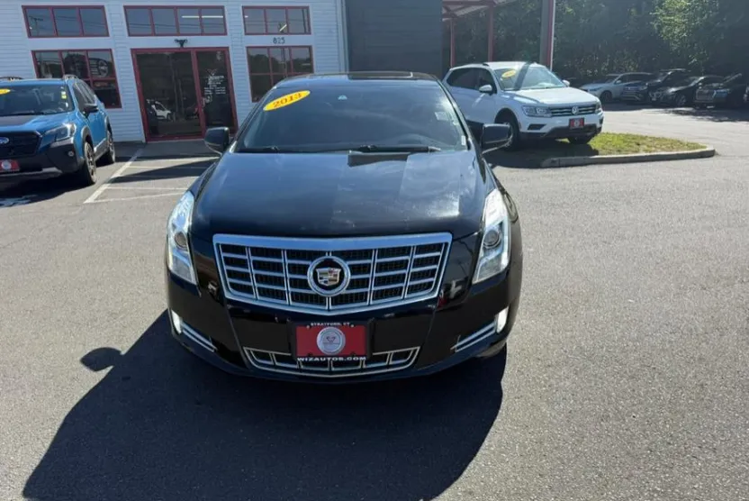 2013 Cadillac XTS Premium photo 1
