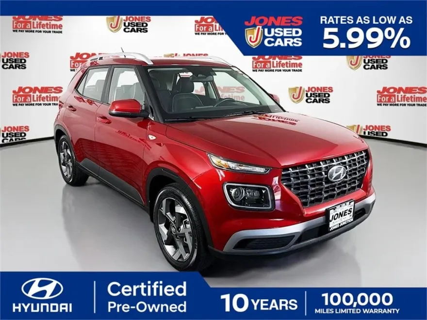 2024 Hyundai Venue Limited photo 1