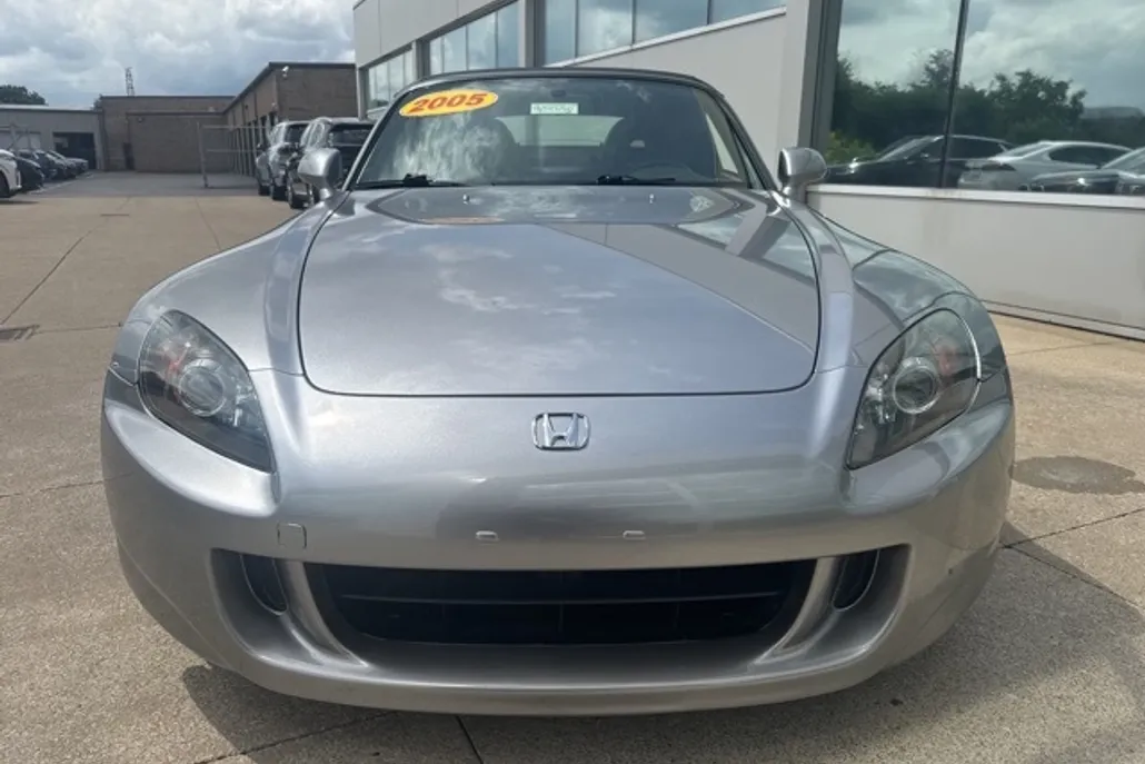 2005 Honda S2000 Base photo 1