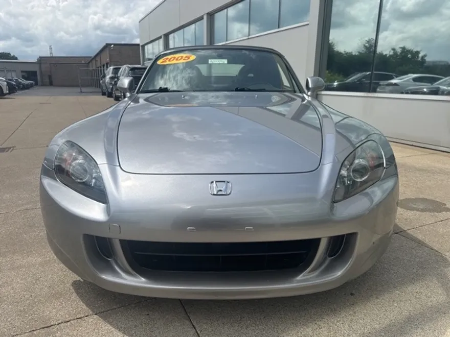 2005 Honda S2000 Base photo 1