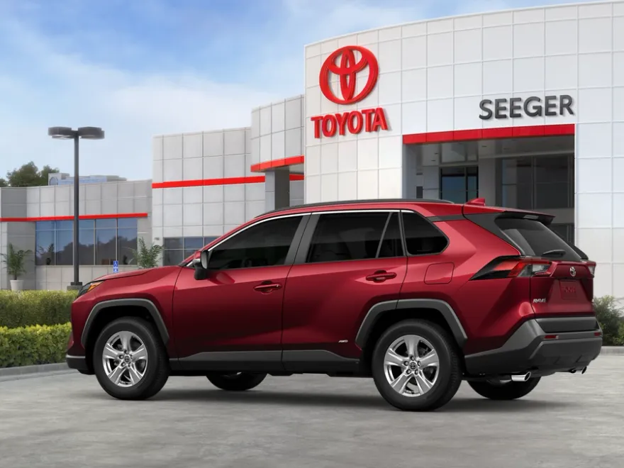 2025 Toyota RAV4 Hybrid XLE photo 1