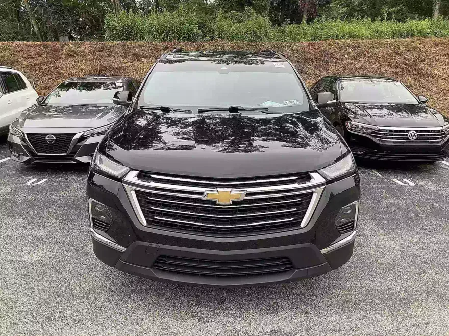 2023 Chevrolet Traverse Leather photo 1