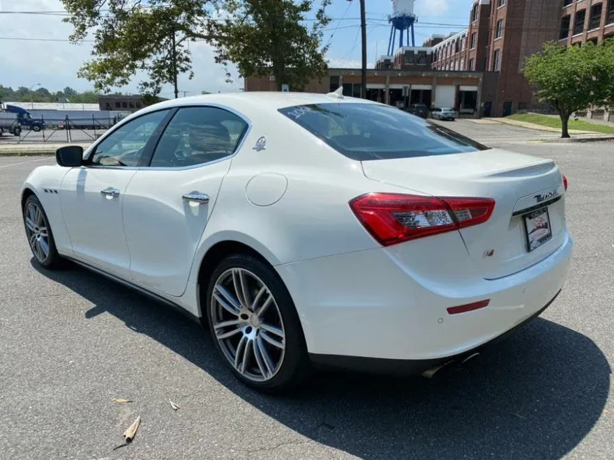2014 Maserati Ghibli S Q4 photo 9
