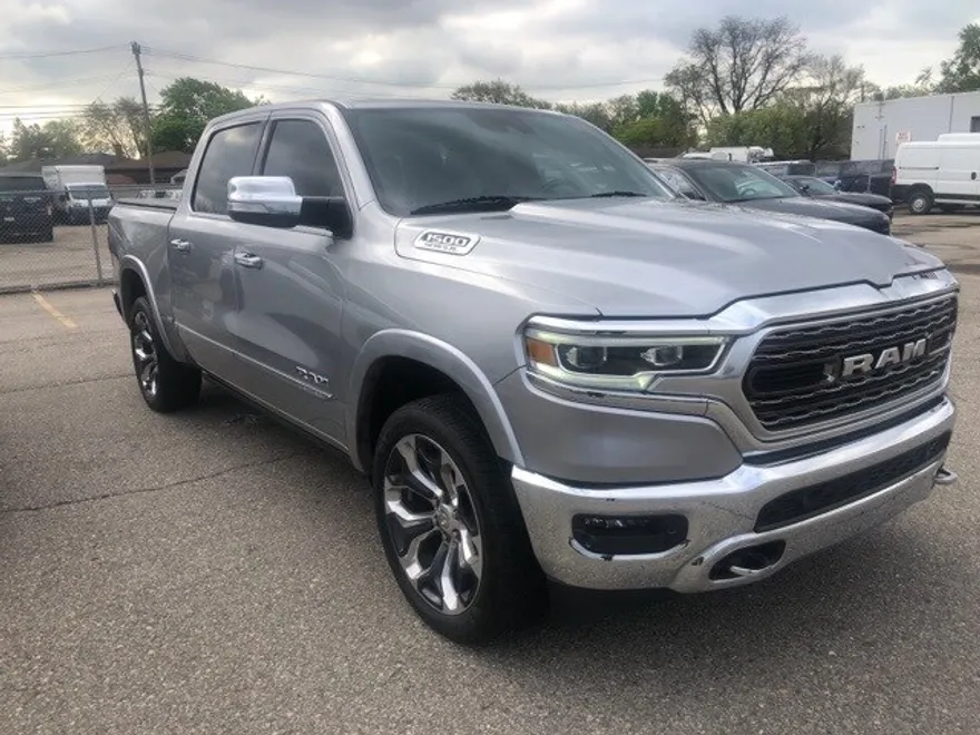 2022 Ram 1500 Limited photo 1