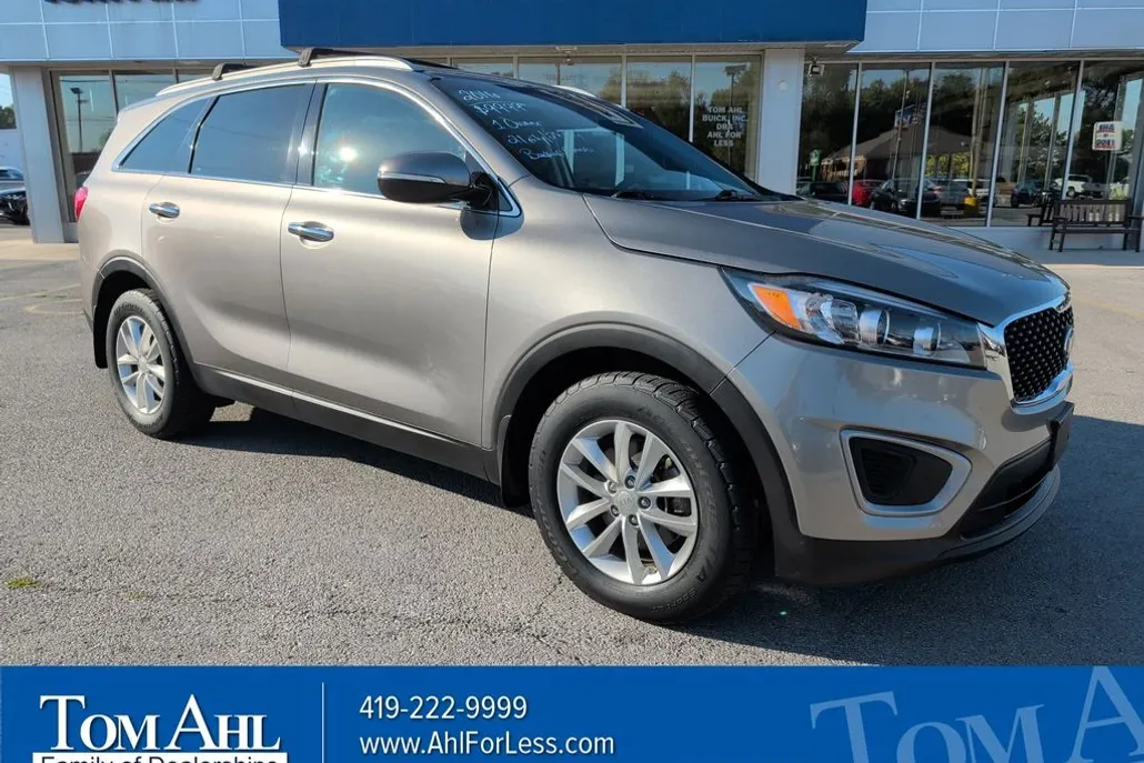 2016 Kia Sorento LX photo 1