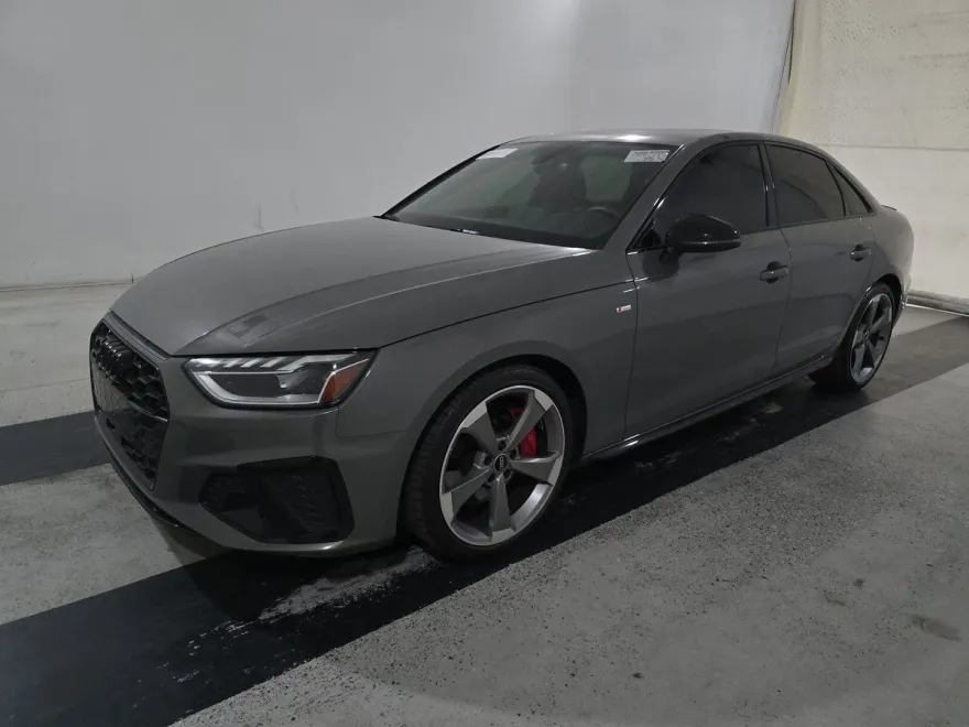 2023 Audi A4 S line Quattro Premium Plus photo 1
