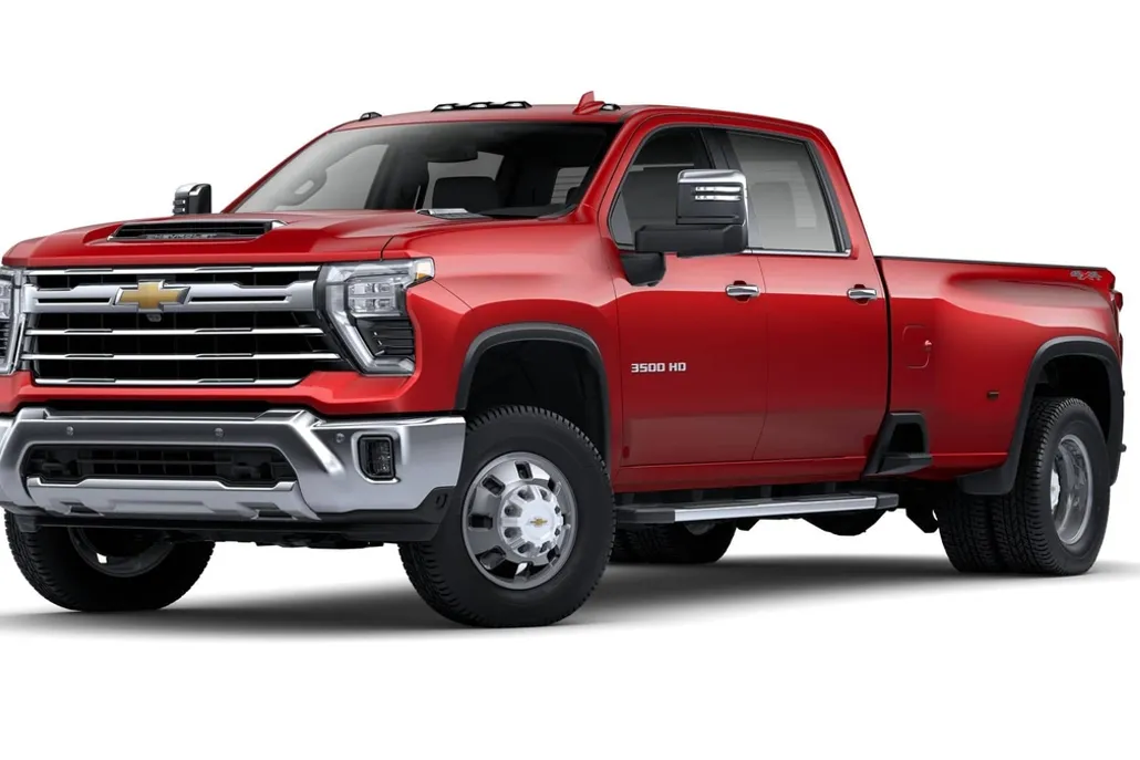 2025 Chevrolet Silverado 3500HD LTZ photo 1