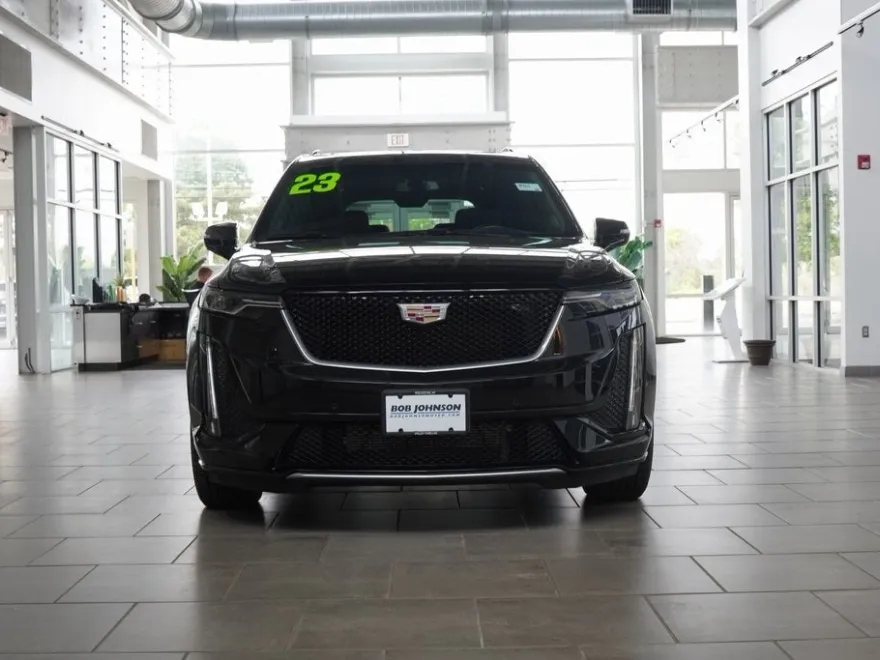 2023 Cadillac XT6 Sport photo 1