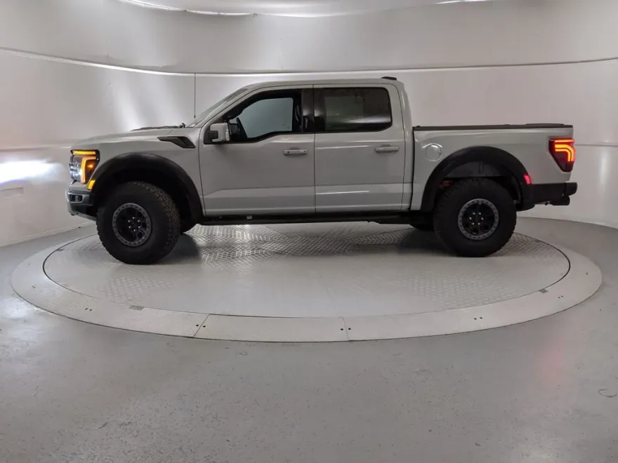 2024 Ford F-150 Raptor photo 1