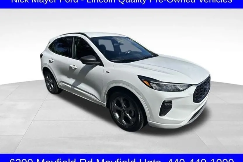 2023 Ford Escape ST-Line photo 1