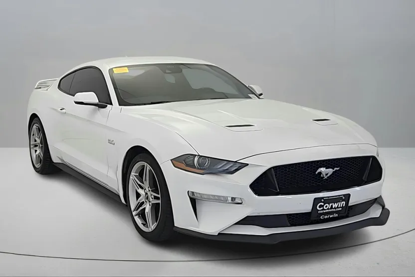 2022 Ford Mustang GT Premium photo 1