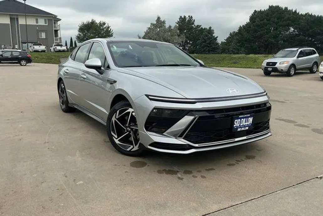 2025 Hyundai Sonata SEL Convenience photo 1
