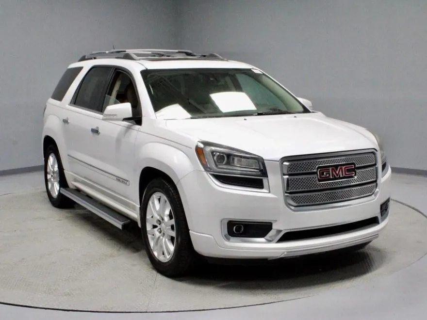 2016 Gmc Acadia Denali photo 1