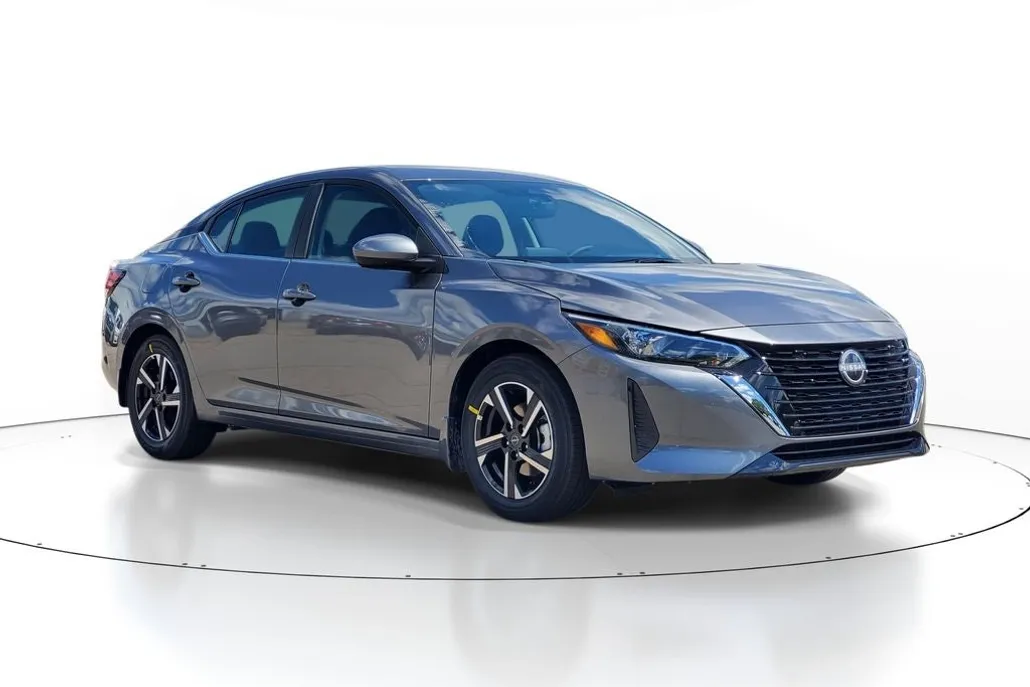 2025 Nissan Sentra SV photo 1