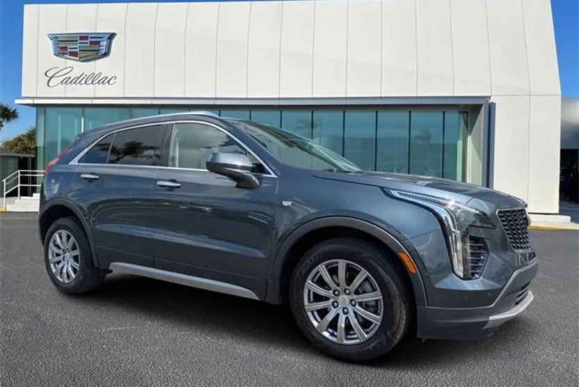 2020 Cadillac XT4 Premium Luxury photo 1