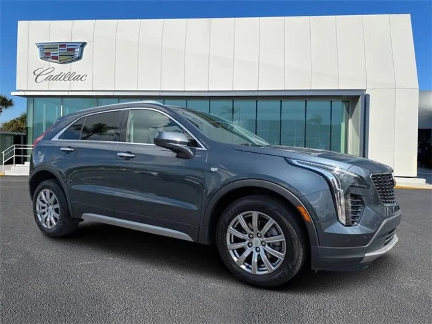 2020 Cadillac XT4 Premium Luxury photo 1