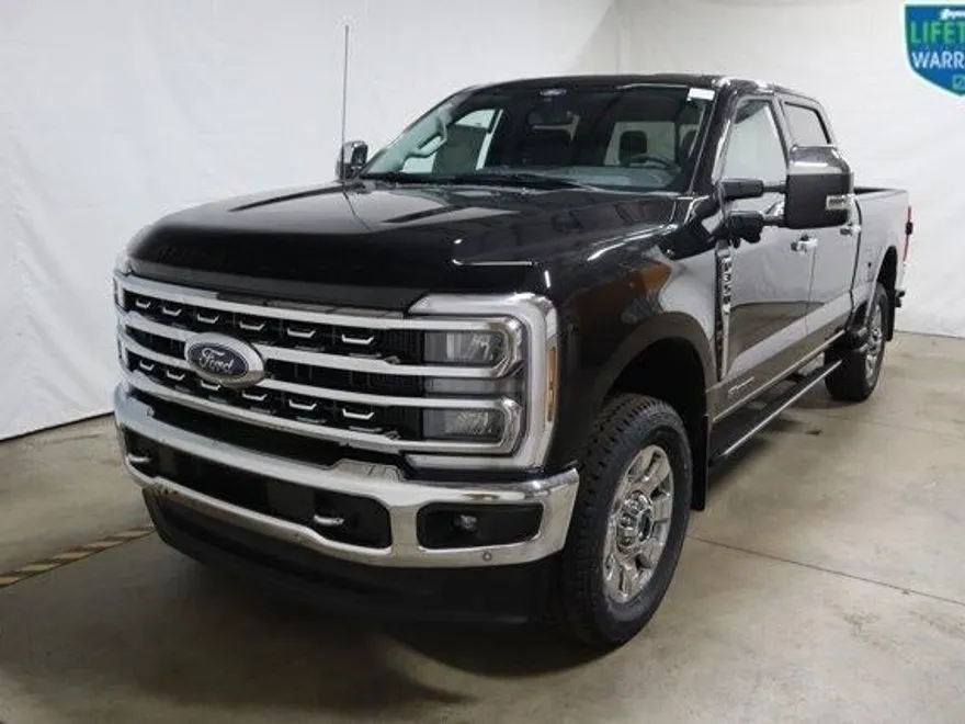 2024 Ford F-350 Lariat photo 1