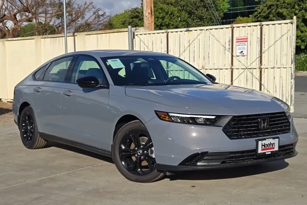 2025 Honda Accord SE photo 1