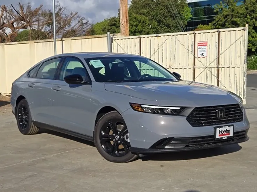 2025 Honda Accord SE photo 1
