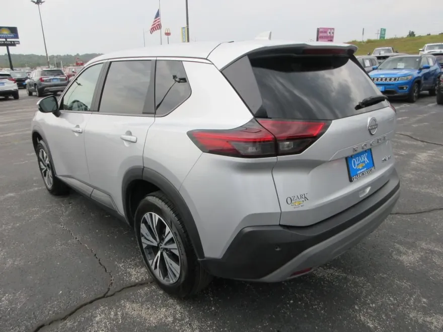2023 Nissan Rogue SV AWD photo 1