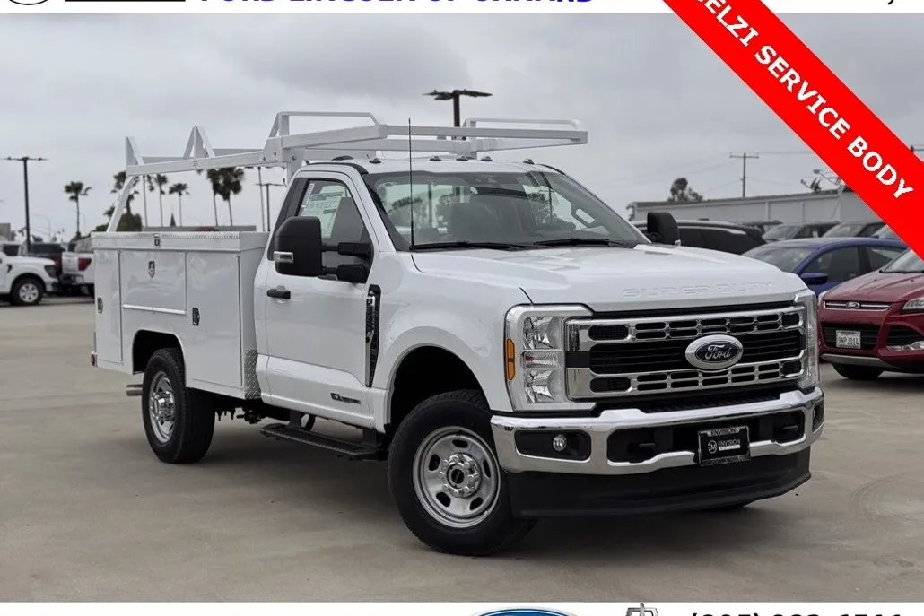 2025 Ford F-350 XL photo 1