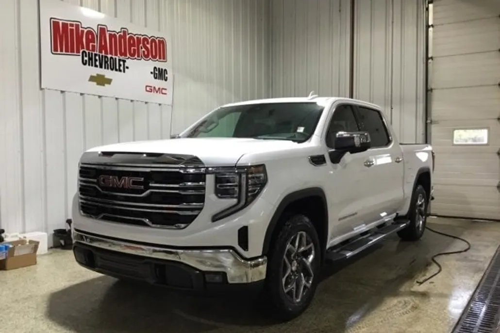2025 Gmc Sierra 1500 SLT photo 1