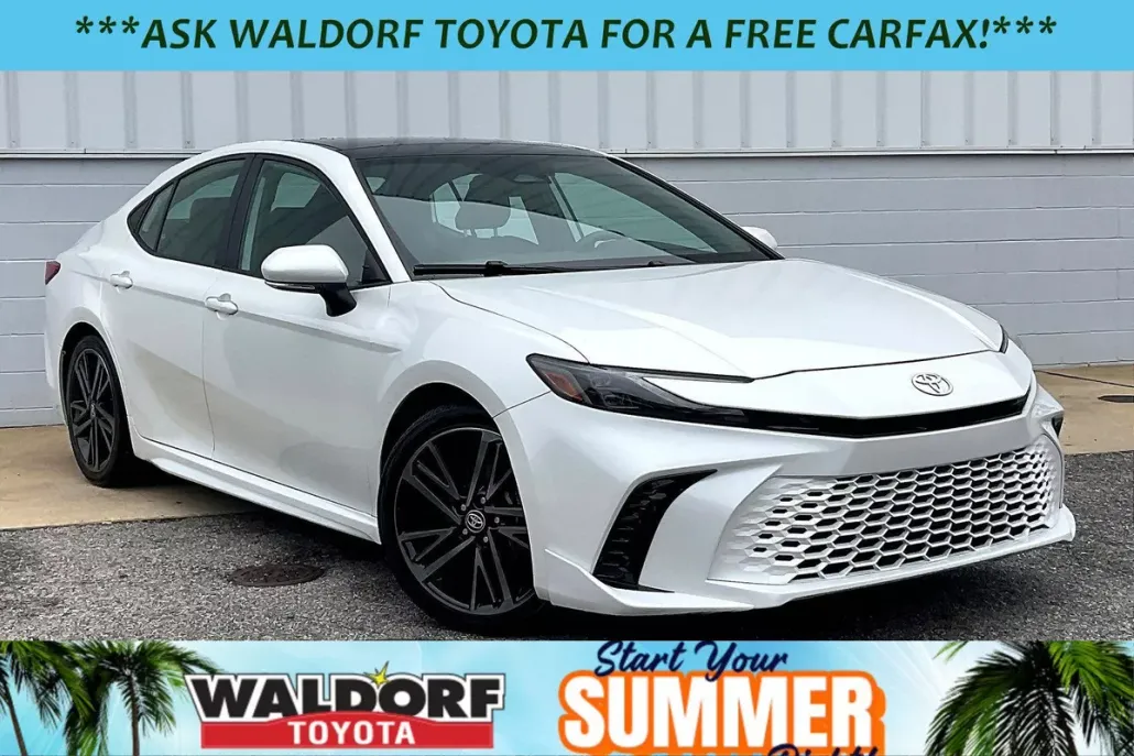 2025 Toyota Camry XSE photo 1