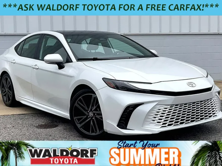 2025 Toyota Camry XSE photo 1