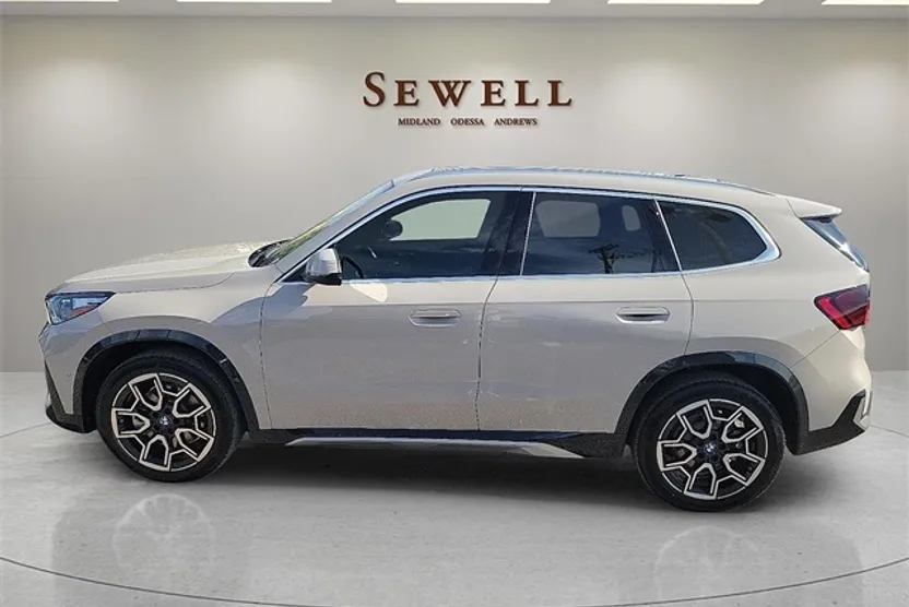 2026 Bmw X1 XDrive28i photo 1