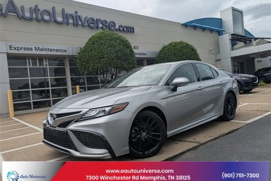 2023 Toyota Camry XSE photo 1
