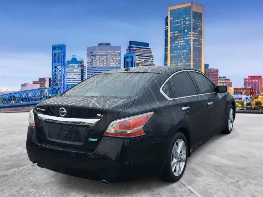 2014 Nissan Altima 2.5 SV photo 1