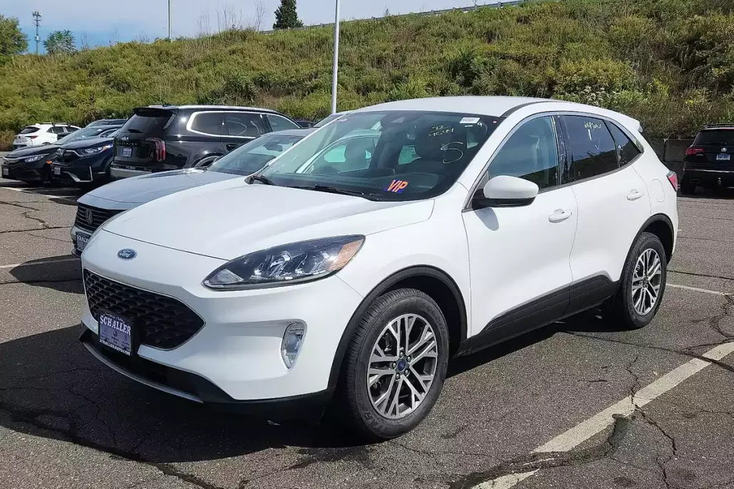 2022 Ford Escape SEL photo 1