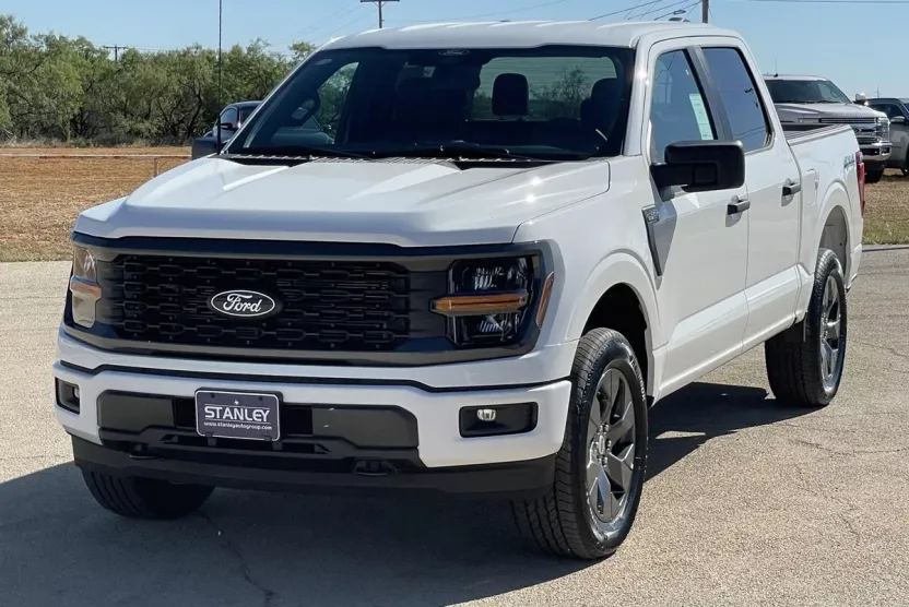 2025 Ford F-150 STX photo 1