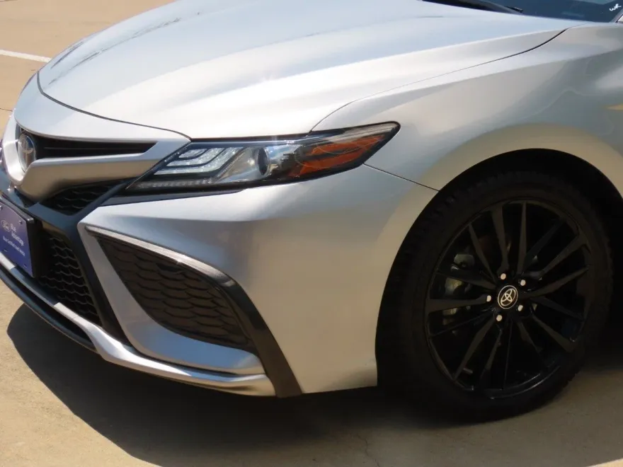2022 Toyota Camry XSE photo 1