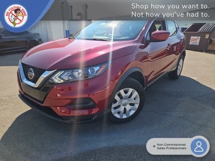 2020 Nissan Rogue Sport S photo 1