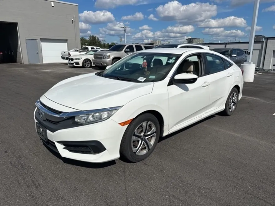 2018 Honda Civic LX photo 1