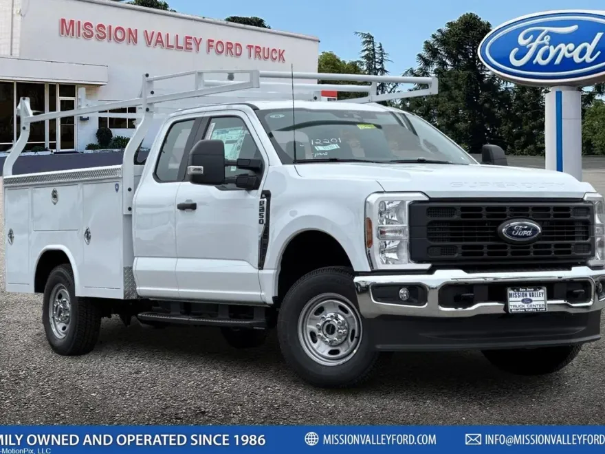 2026 Ford F-250 photo 1
